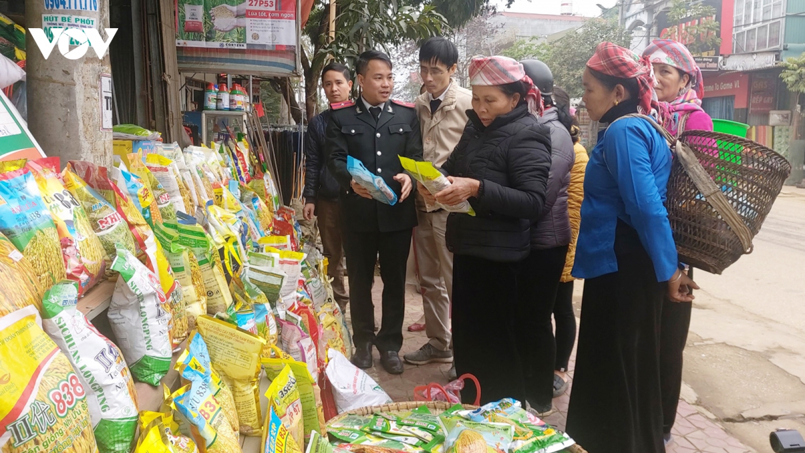 Hàng hóa dự trữ phục vụ Tết ở Lào Cai lên đến gần 4.000 tỷ đồng