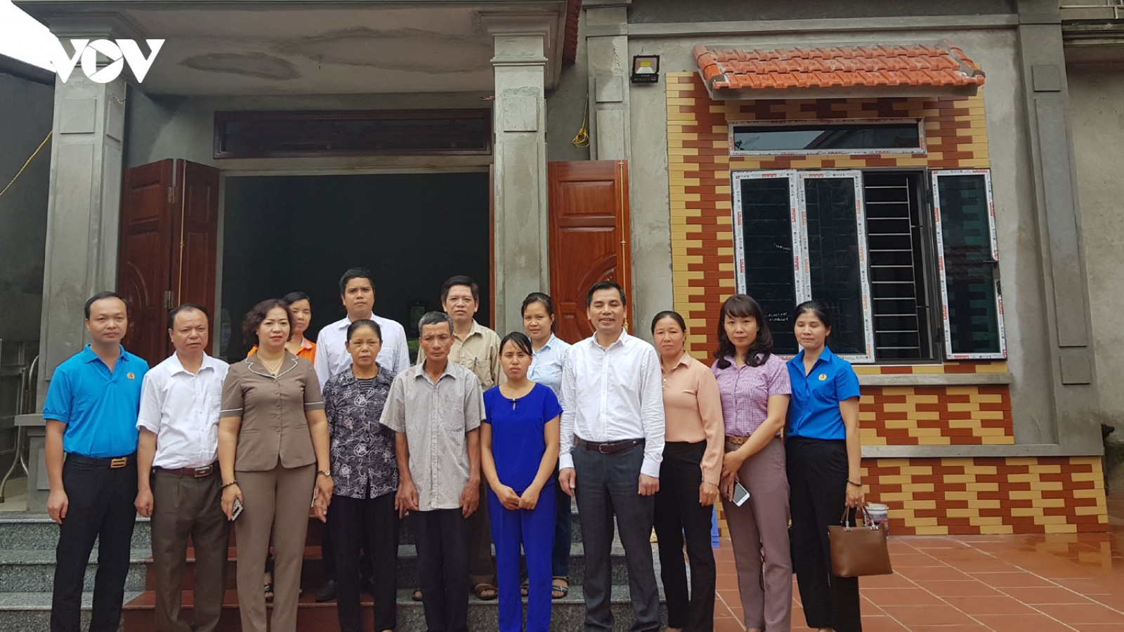Xuân về bên Mái ấm công đoàn: Nhân đôi niềm hạnh phúc với giáo viên khó khăn