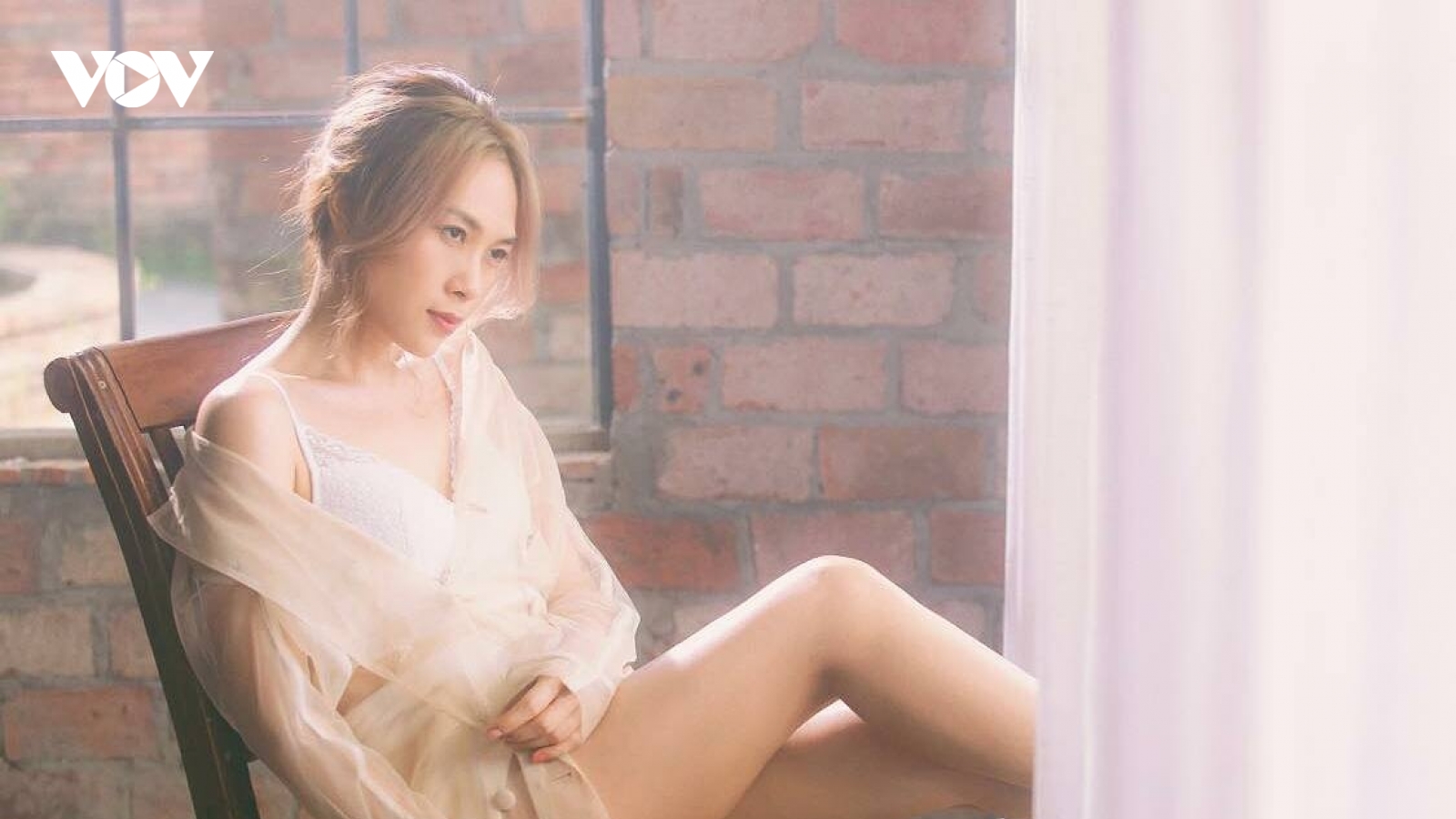 Chuyện showbiz: Mỹ Tâm được khen 'lão hóa ngược' khi đón sinh nhật thứ 40