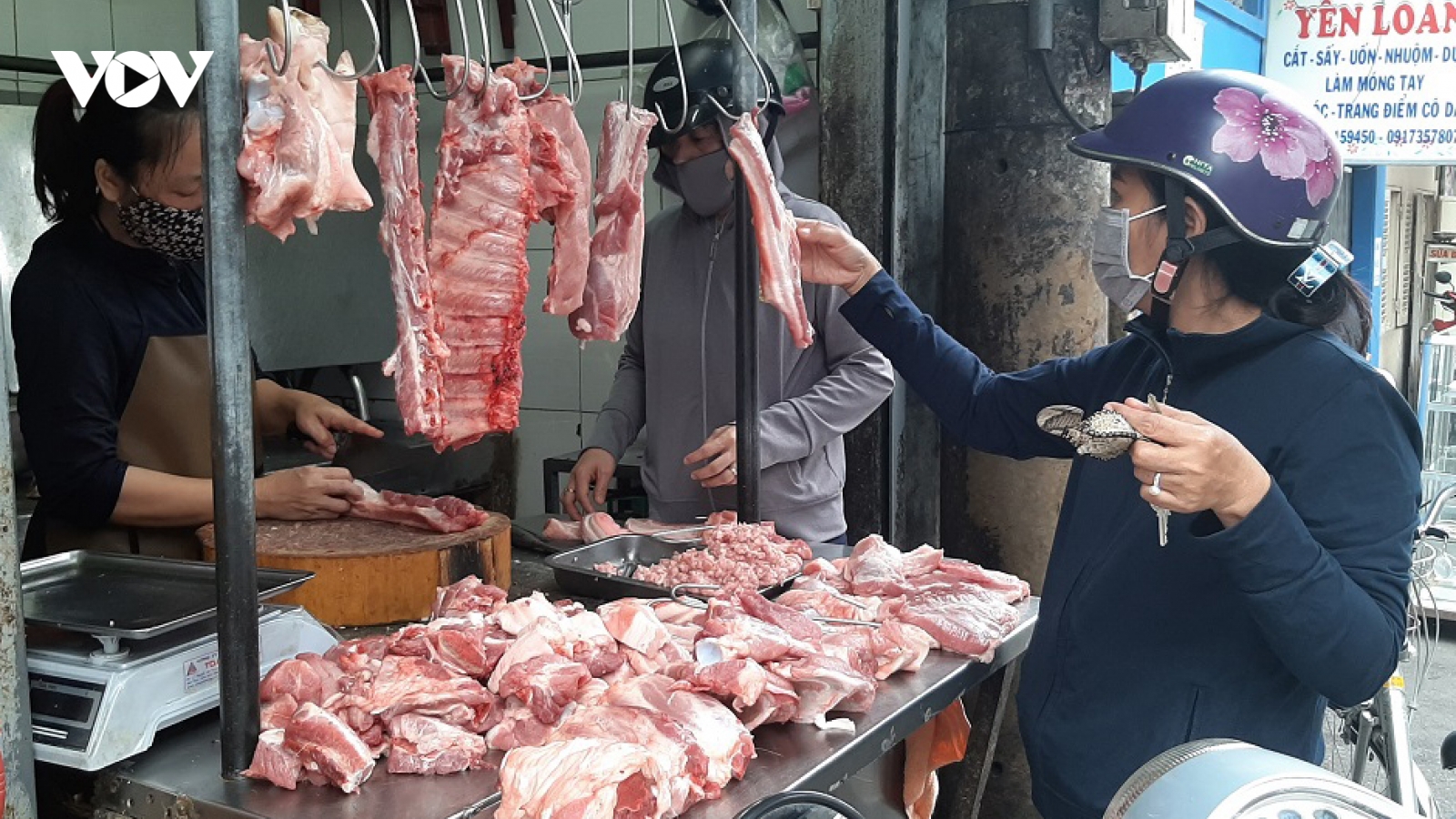 Giá thịt lợn tăng thời điểm cuối năm