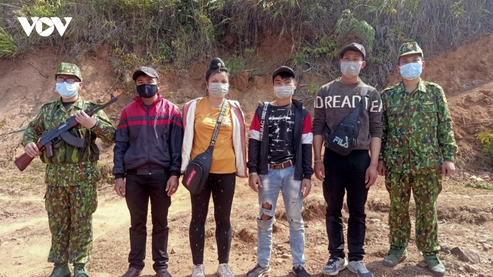 4 người nhập cảnh trái phép qua biên giới Điện Biên