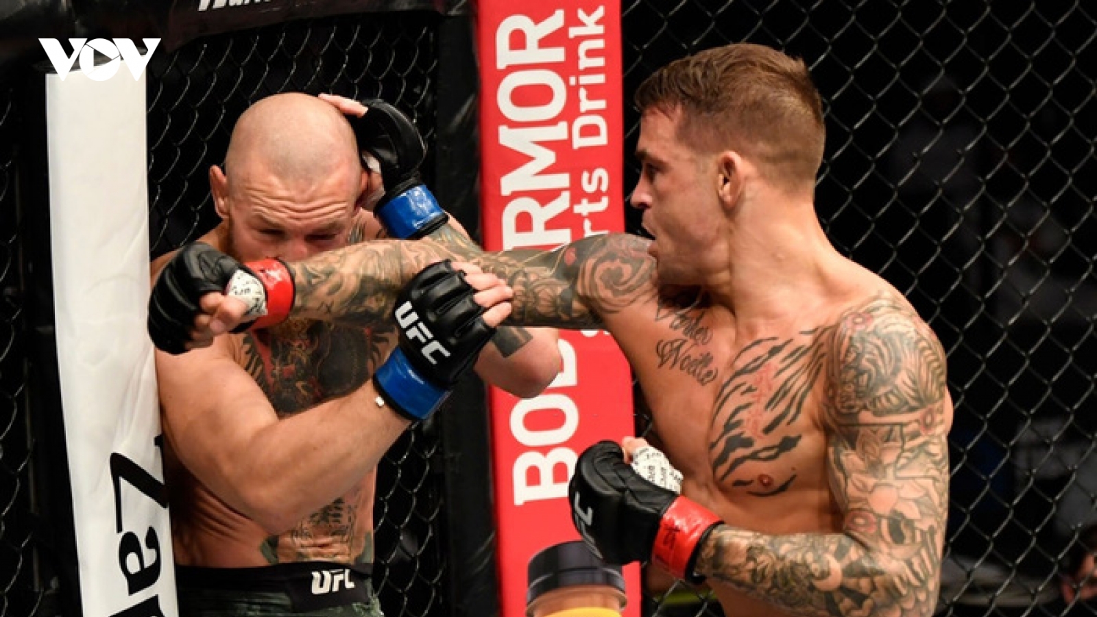 "Gã điên" McGregor bị Poirier hạ knock-out tại UFC 257