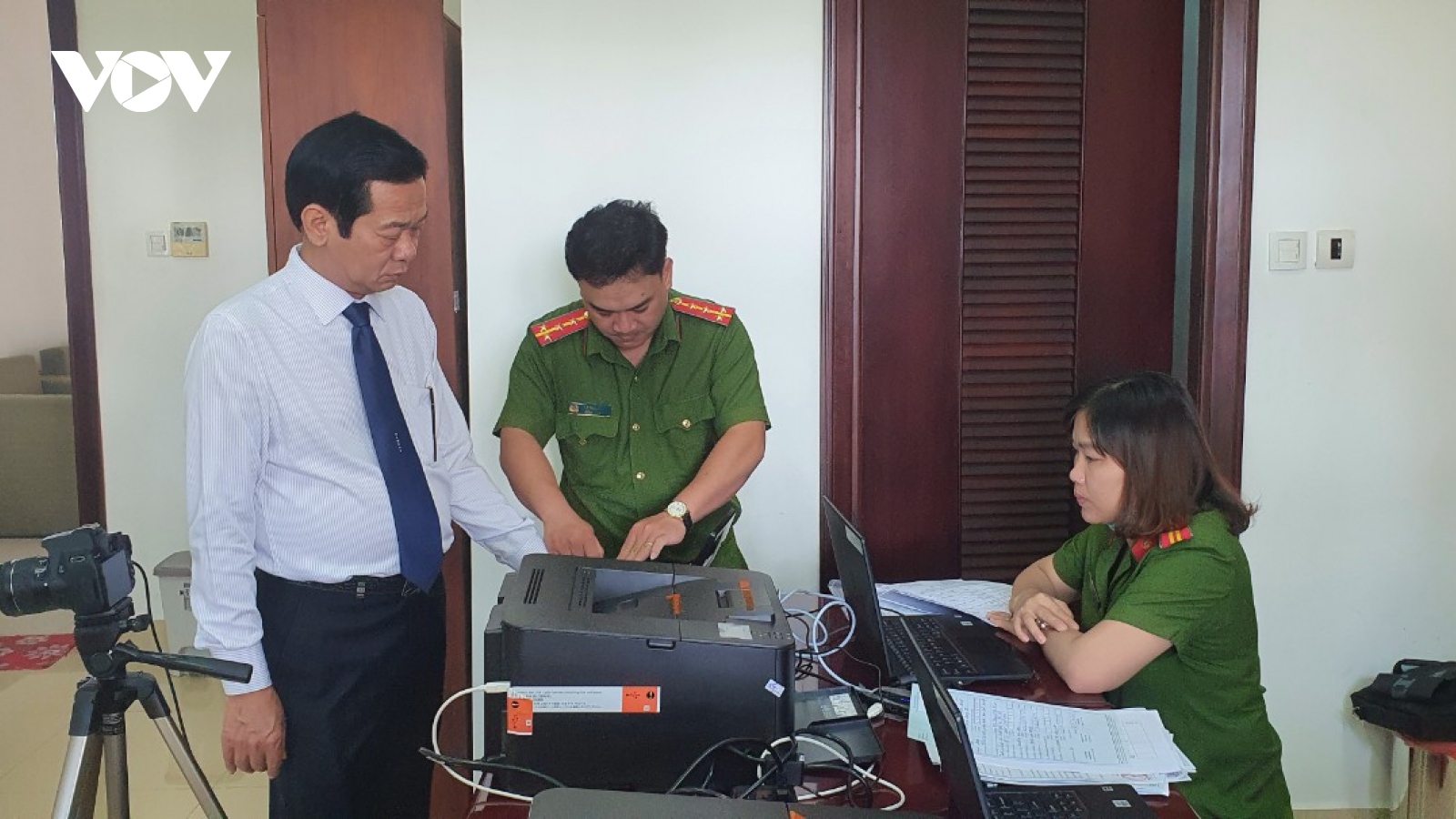 Kiên Giang bắt đầu triển khai cấp căn cước công dân mới có gắn thẻ chíp điện tử