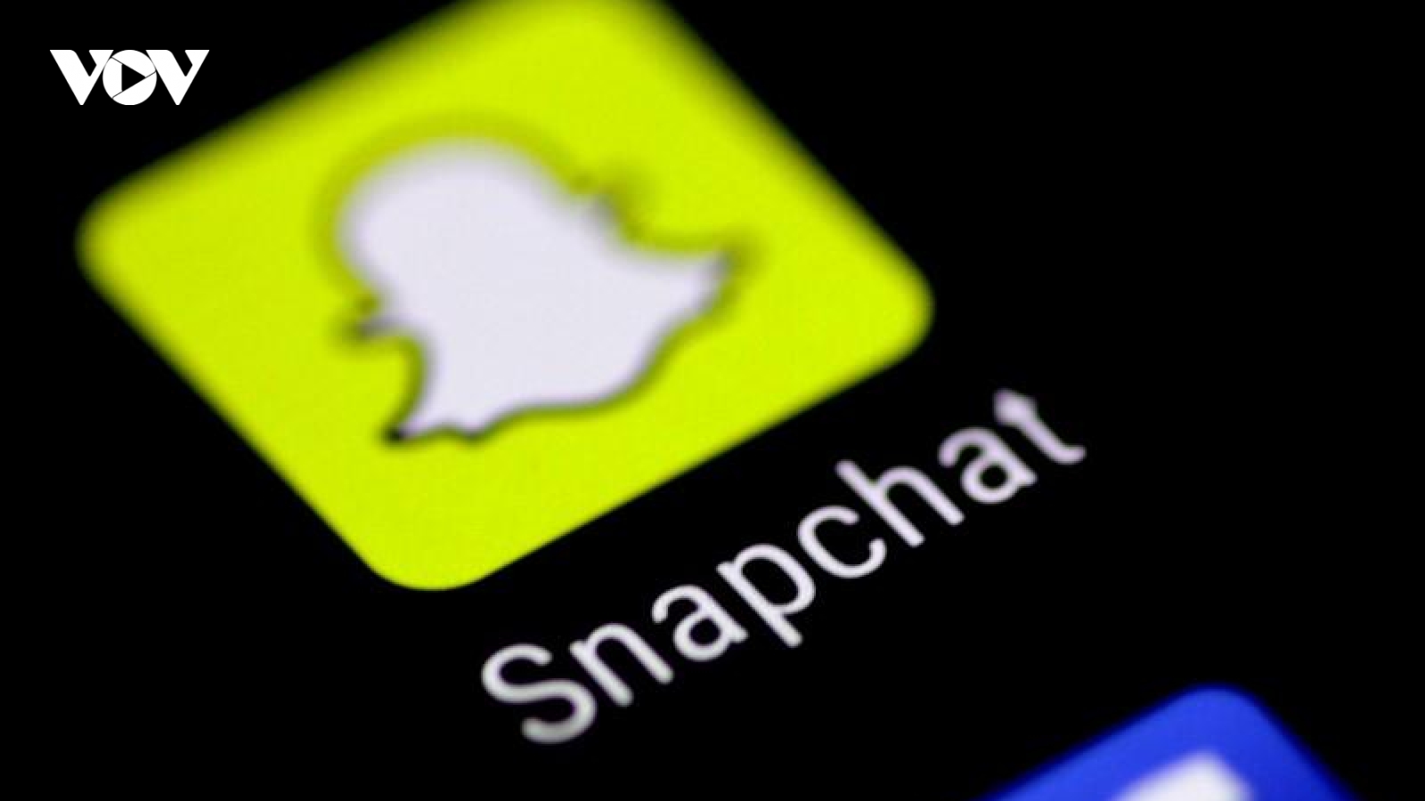 Sau Twitter, Snapchat tuyên bố chặn vĩnh viễn tài khoản của Tổng thống Trump