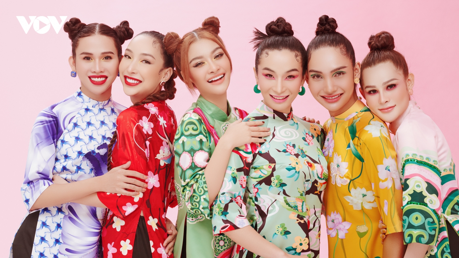Á hậu Kiều Loan cùng 5 mỹ nhân chuyển giới tung bộ ảnh đẹp sắc sảo