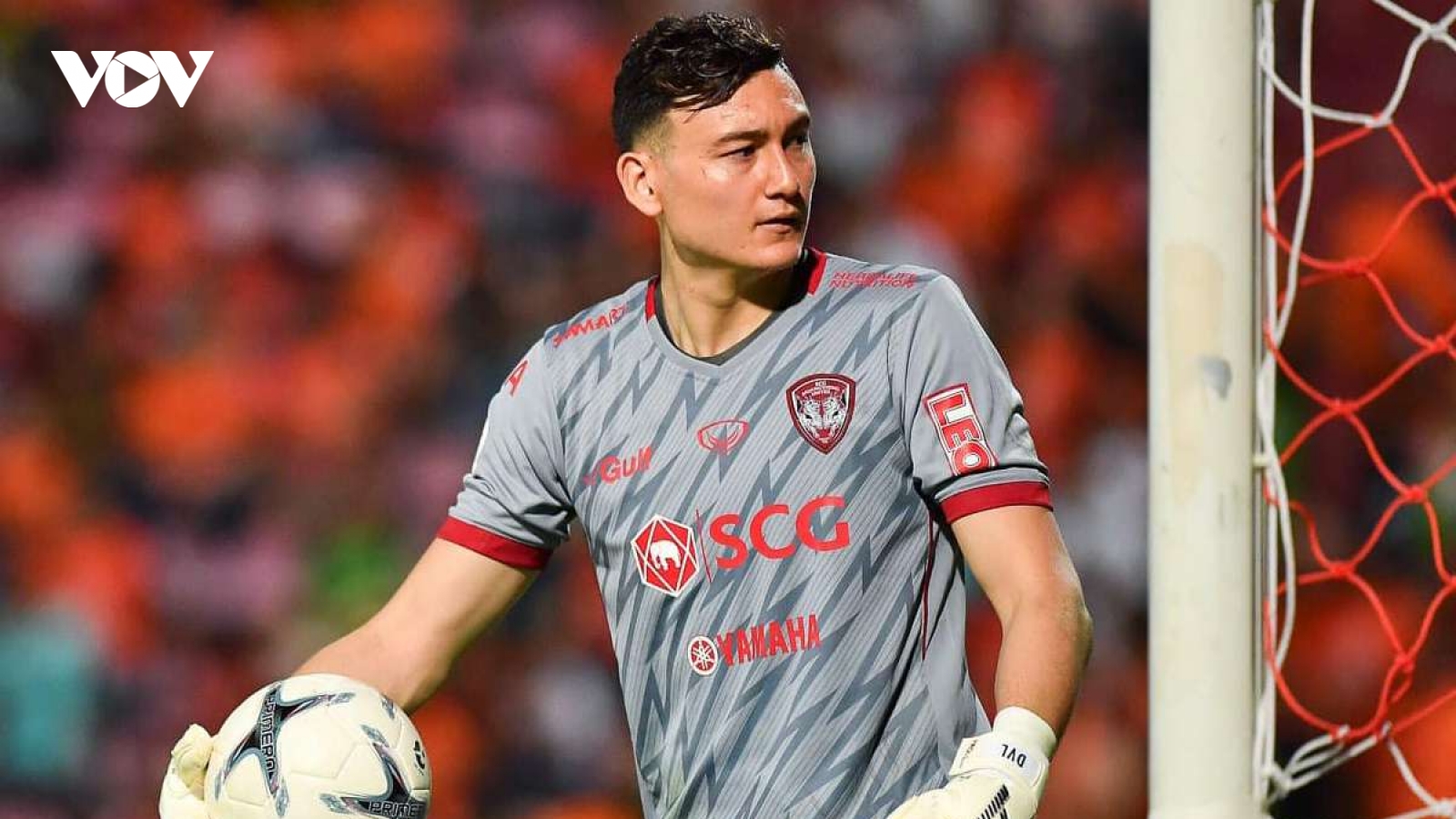 Muangthong United đòi kiện Đặng Văn Lâm lên FIFA