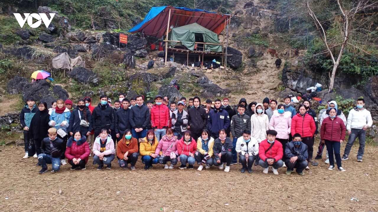 12 người nhập cảnh trái phép từ Campuchia về Hải Dương âm tính lần 2 với Covid -19