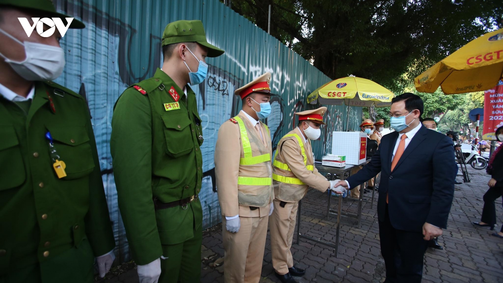 Hơn 20.000 lượt cán bộ, chiến sĩ công an làm việc xuyên Tết