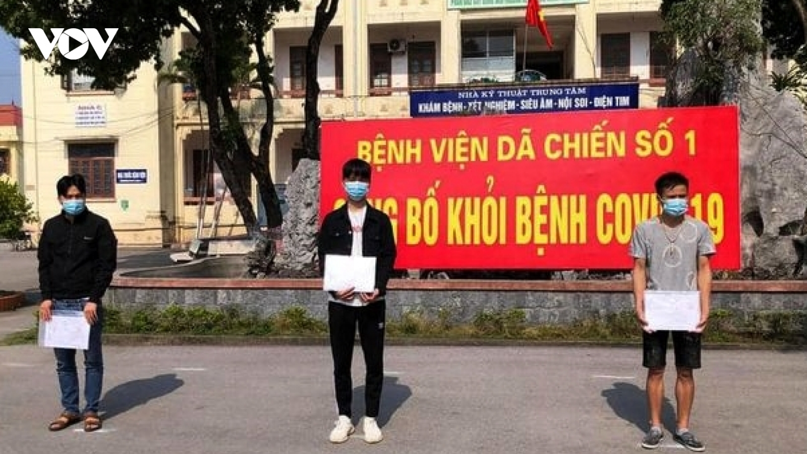 Sáng mùng 3 Tết, thêm 3 bệnh nhân COVID-19 tại Hải Dương khỏi bệnh