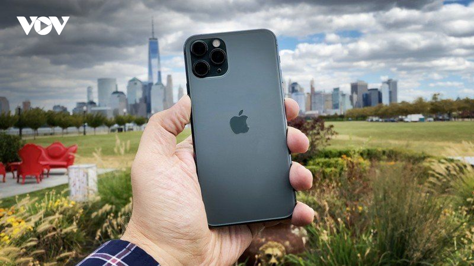 Apple bắt đầu bán các mẫu iPhone 11, 11 Pro và 11 Pro Max tân trang