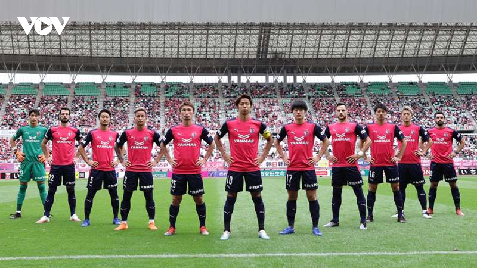 Khởi tranh J-League 2021: Đội bóng của Văn Lâm thắng dễ, Chanathip ghi bàn