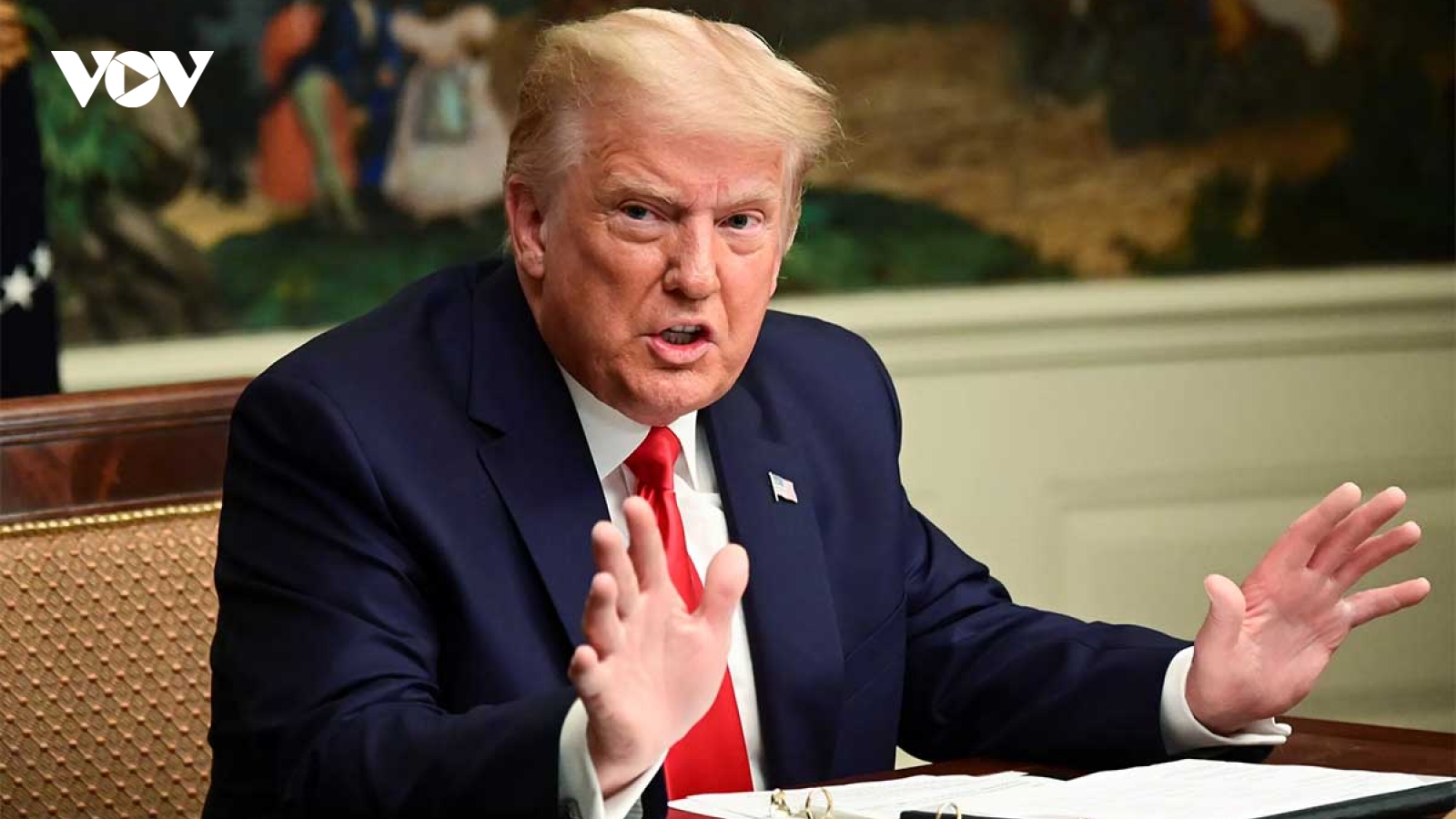 Nhà Trắng xem xét thu hồi quyền tiếp cận báo cáo tình báo mật của ông Trump