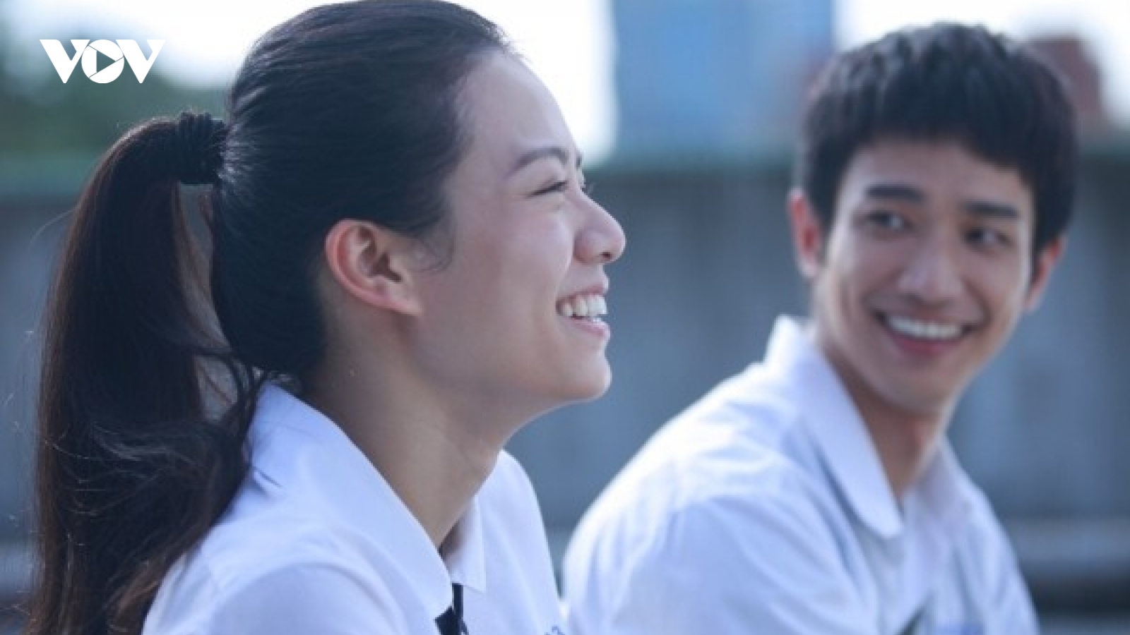 Trải qua 2 lần hôn nhân, vẫn chỉ yêu mối tình đầu của thanh xuân rực rỡ