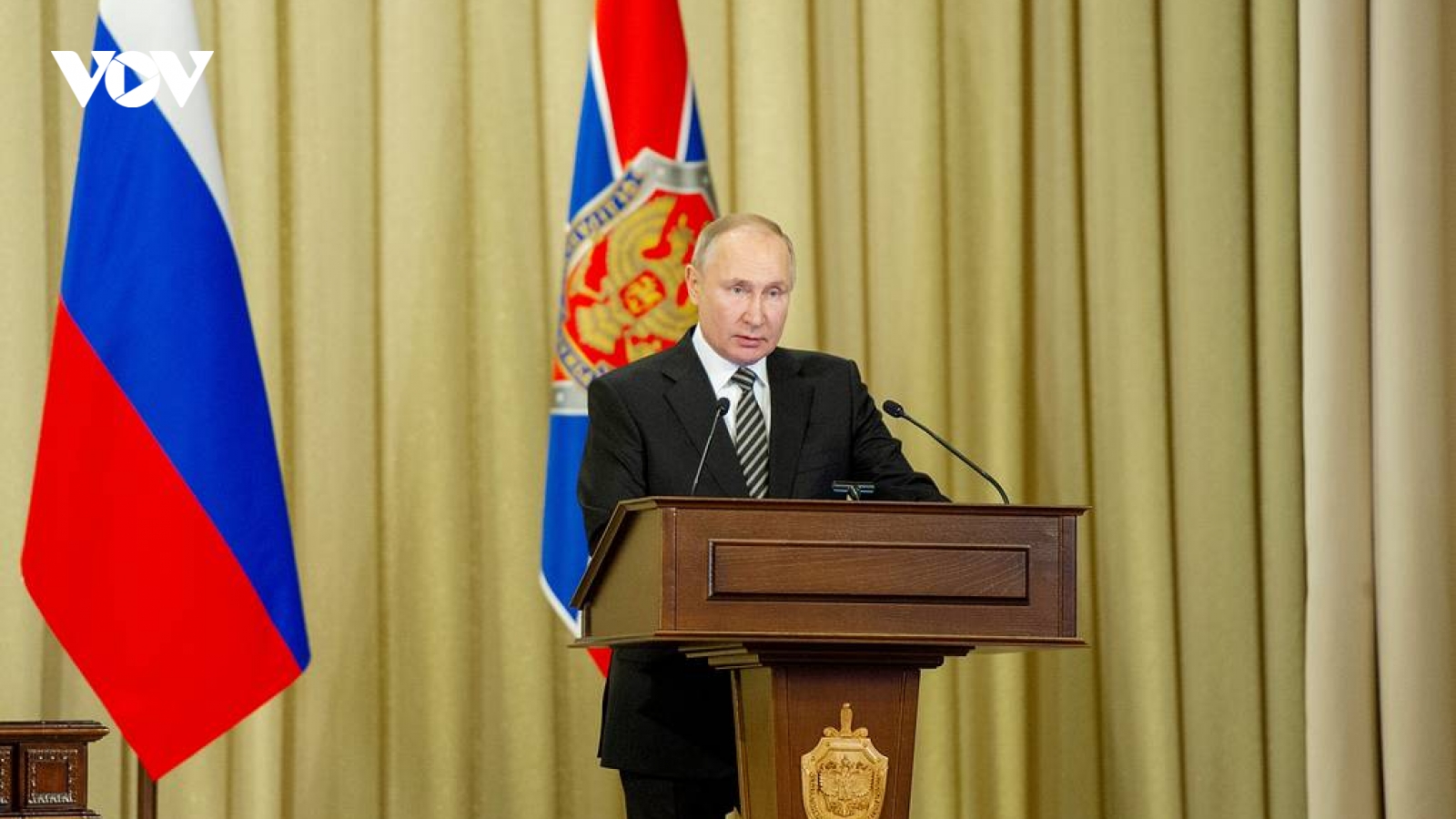 Tổng thống V.Putin tuyên bố: Chính sách kiềm chế Nga là hoàn toàn không có triển vọng