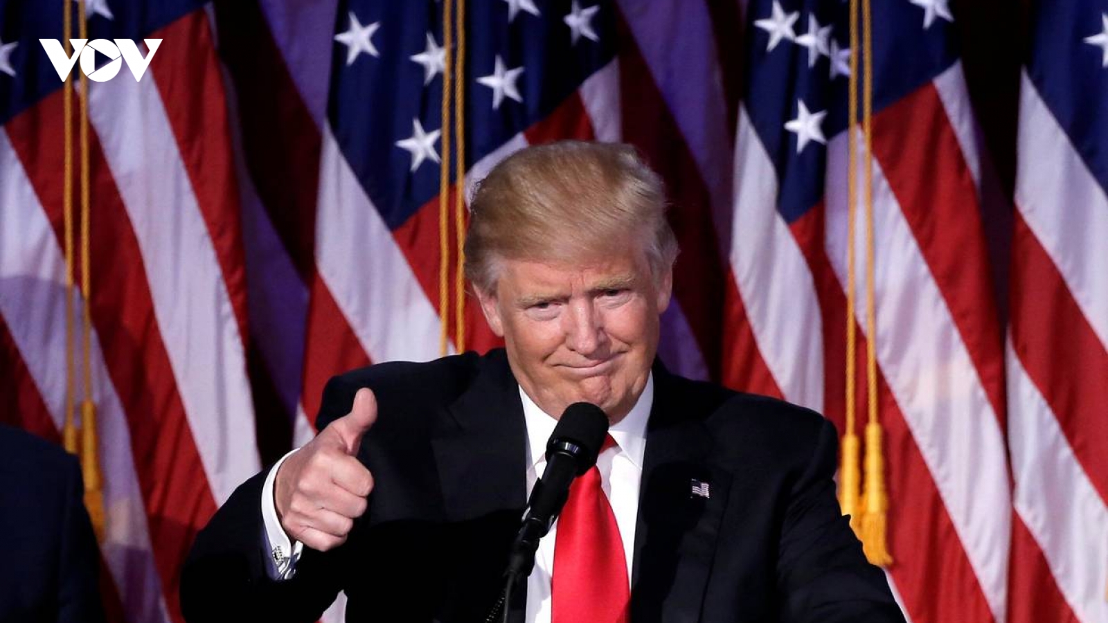 Cựu cố vấn Nhà Trắng dự đoán ông Trump sẽ “chiến thắng long trời lở đất” vào năm 2024