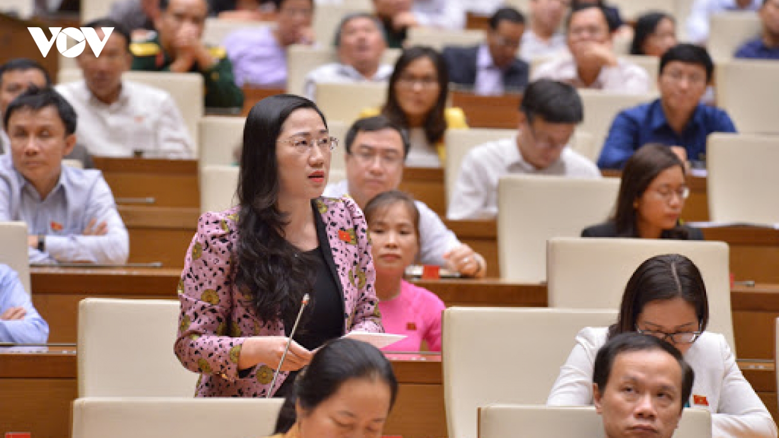 Công chức ứng cử đại biểu Quốc hội cần điều kiện gì?