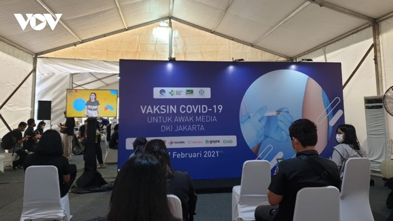 Indonesia cho phép khu vực tư nhân tiêm chủng vaccine Covid-19 độc lập