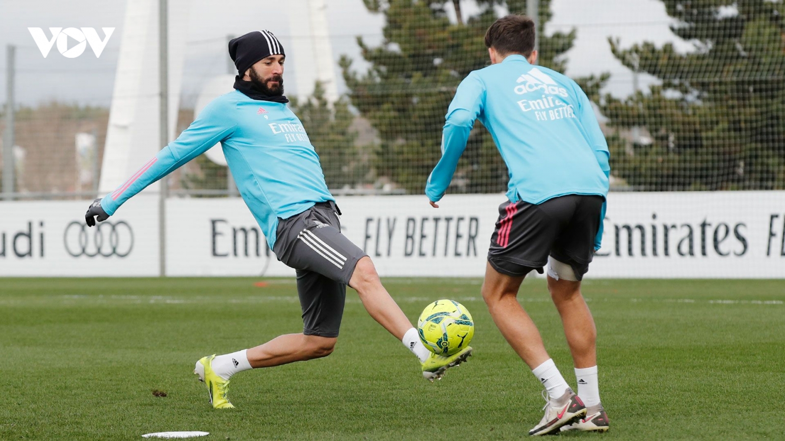 Khủng hoảng lực lượng chưa từng có, Real Madrid chỉ còn 13 cầu thủ lành lặn