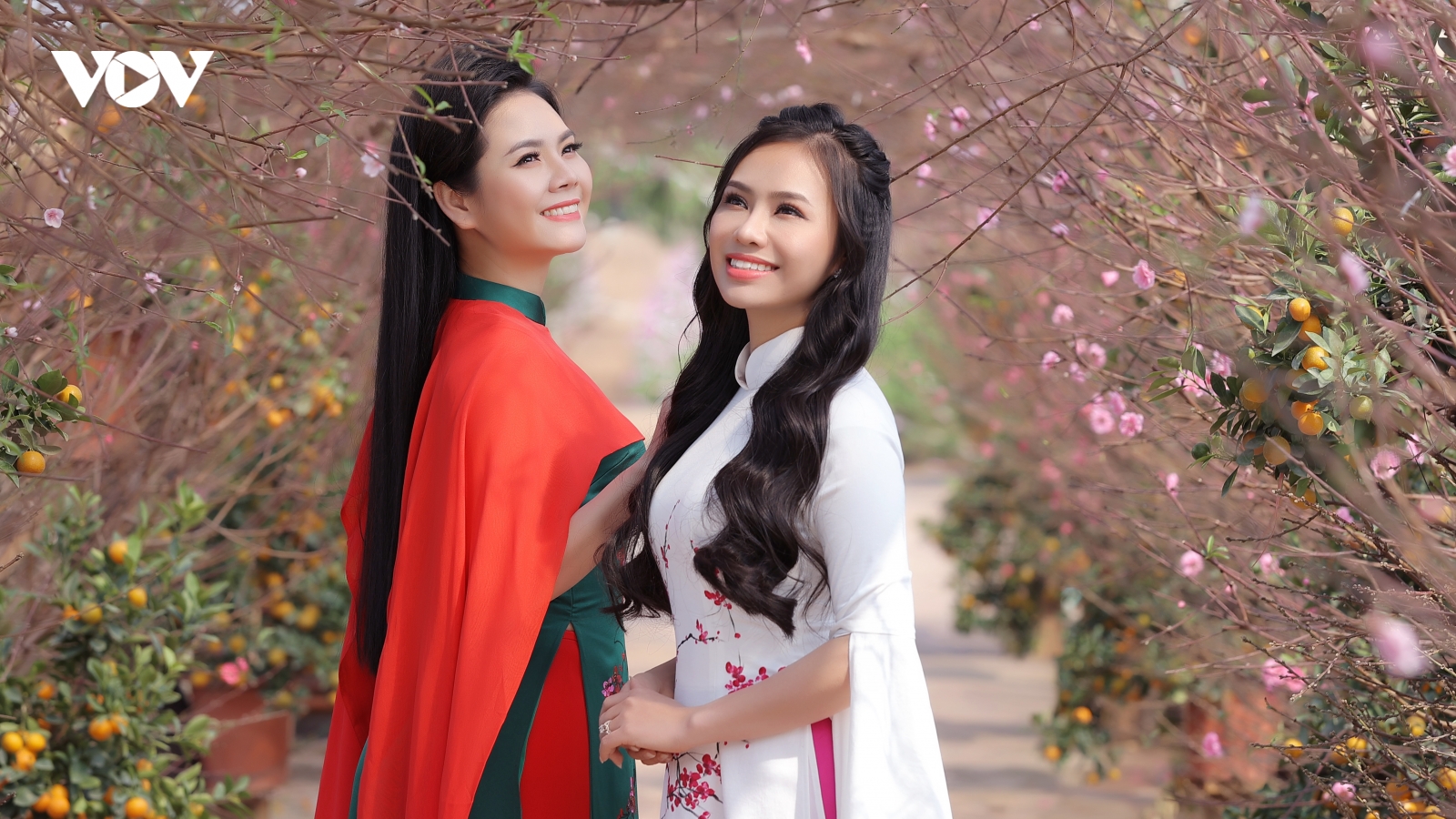 Chị em Sao Mai Lương Nguyệt Anh chia sẻ chuyện đón Tết khi bị huỷ show vì Covid-19