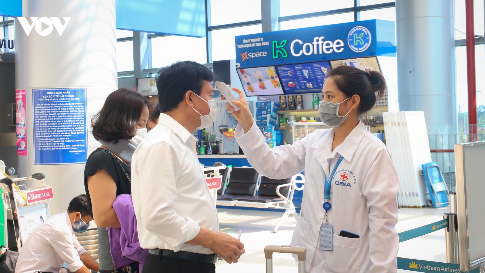 Đã có kết quả xét nghiệm Covid-19 cho nhiều nhân viên các sân bay