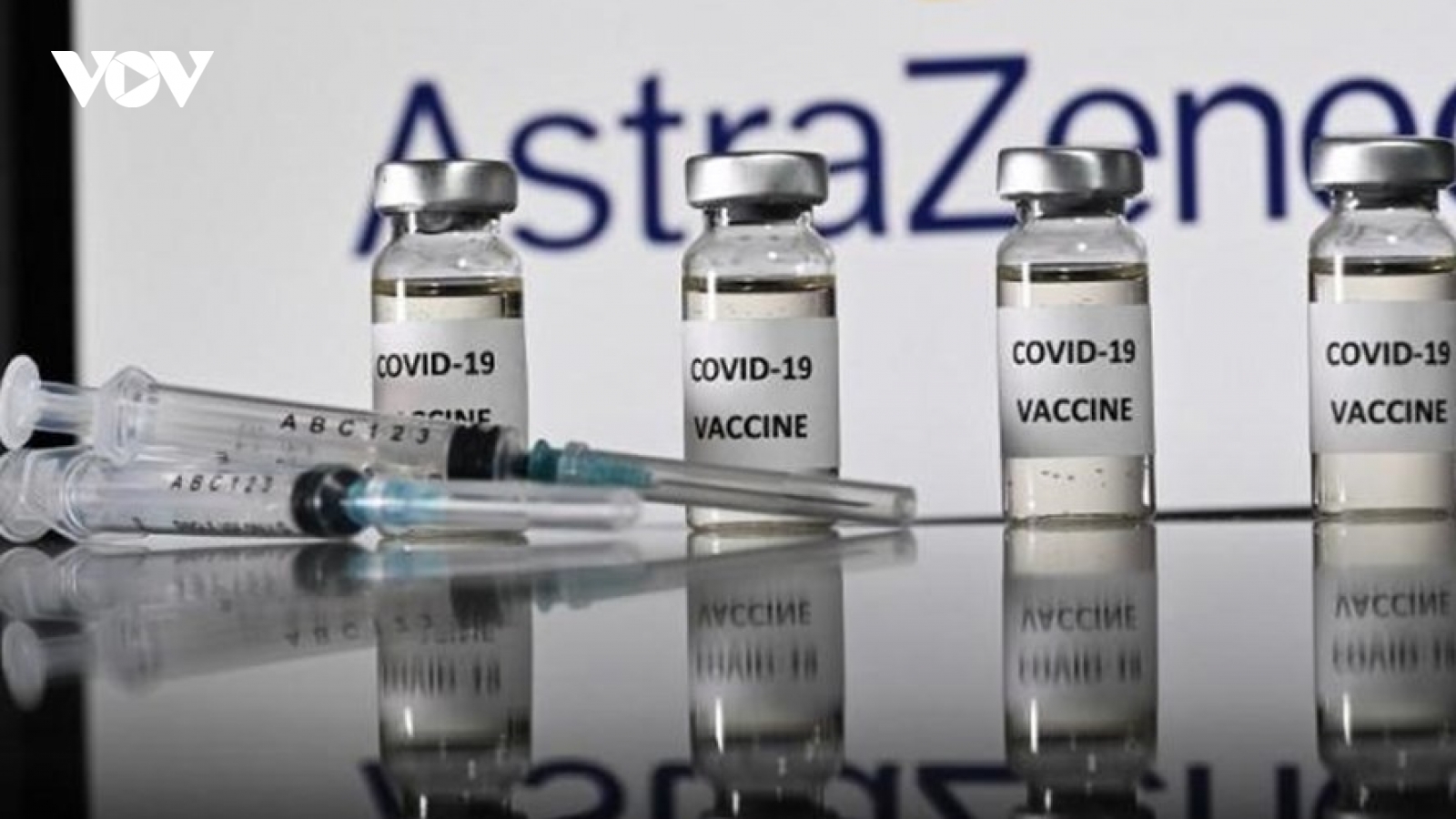 Nam Phi tiếp nhận lô vaccine ngừa Covid-19 đầu tiên giữa nỗi lo biến chủng mới