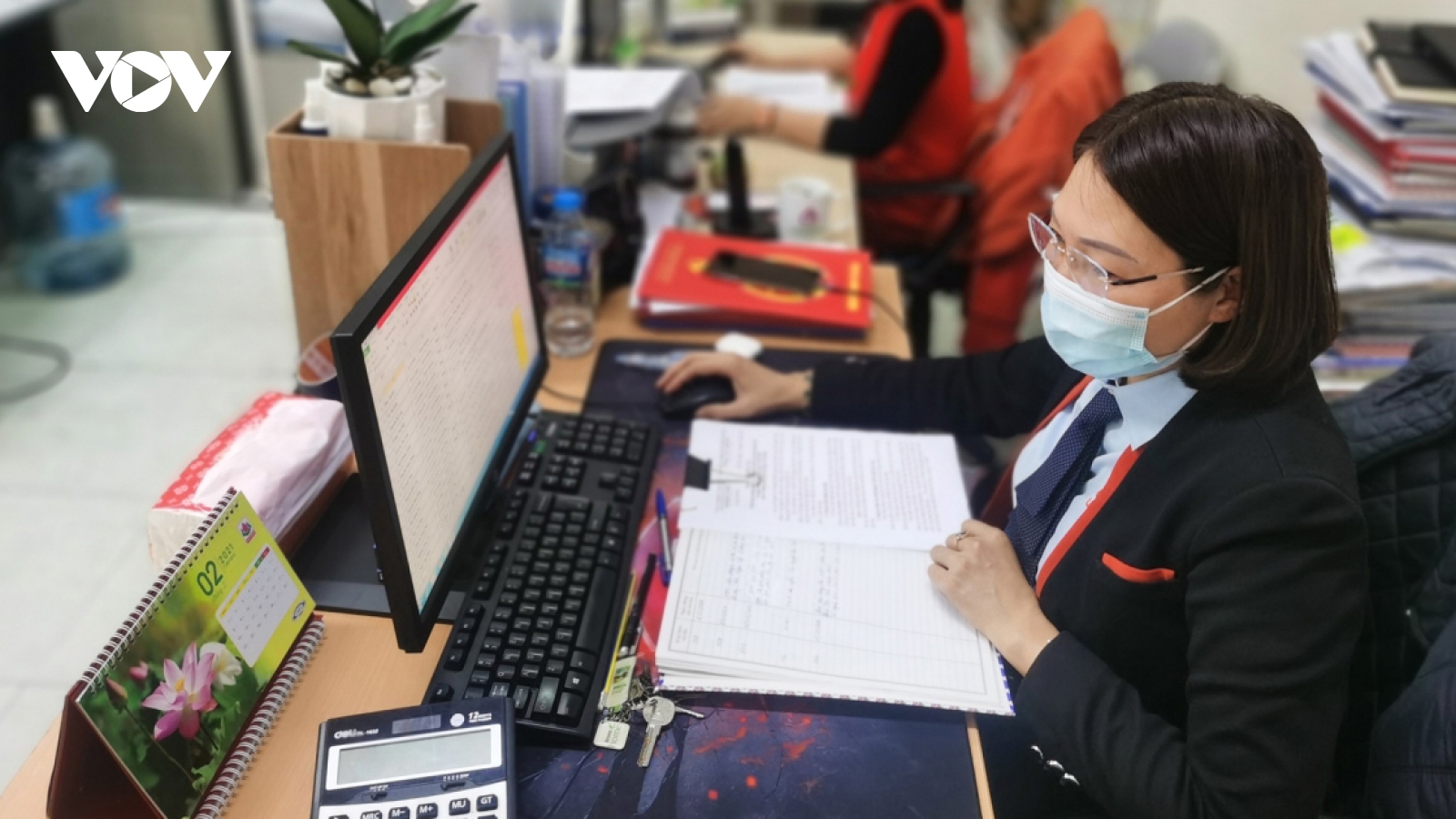 Offices take steps to prevent COVID-19 spread after Tet holiday