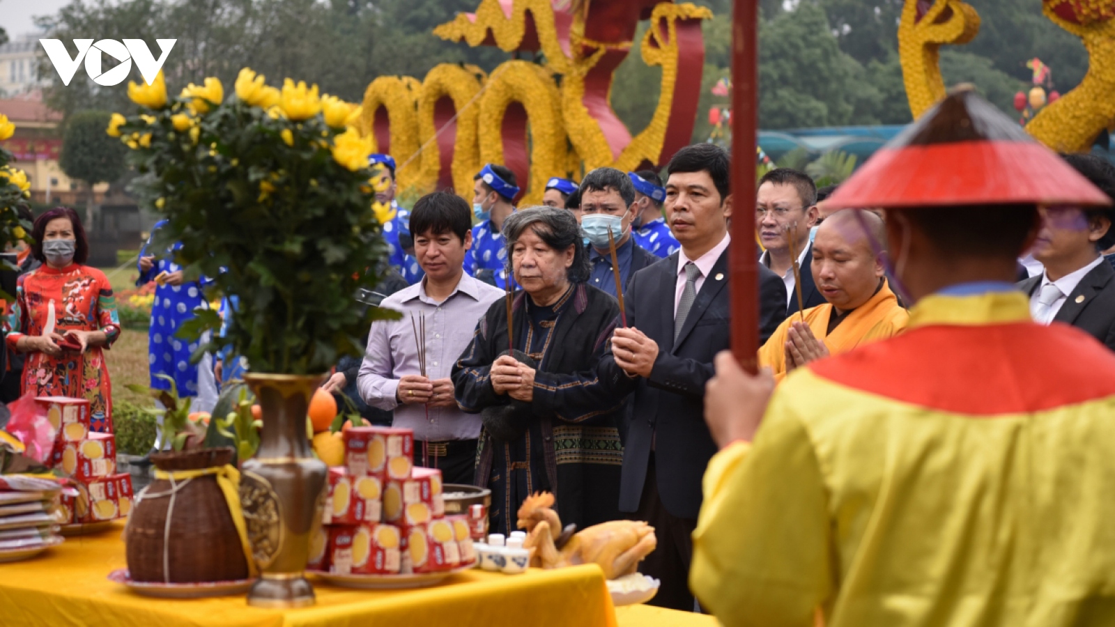 Thang Long relic site sees reenactment of traditional Tet rituals