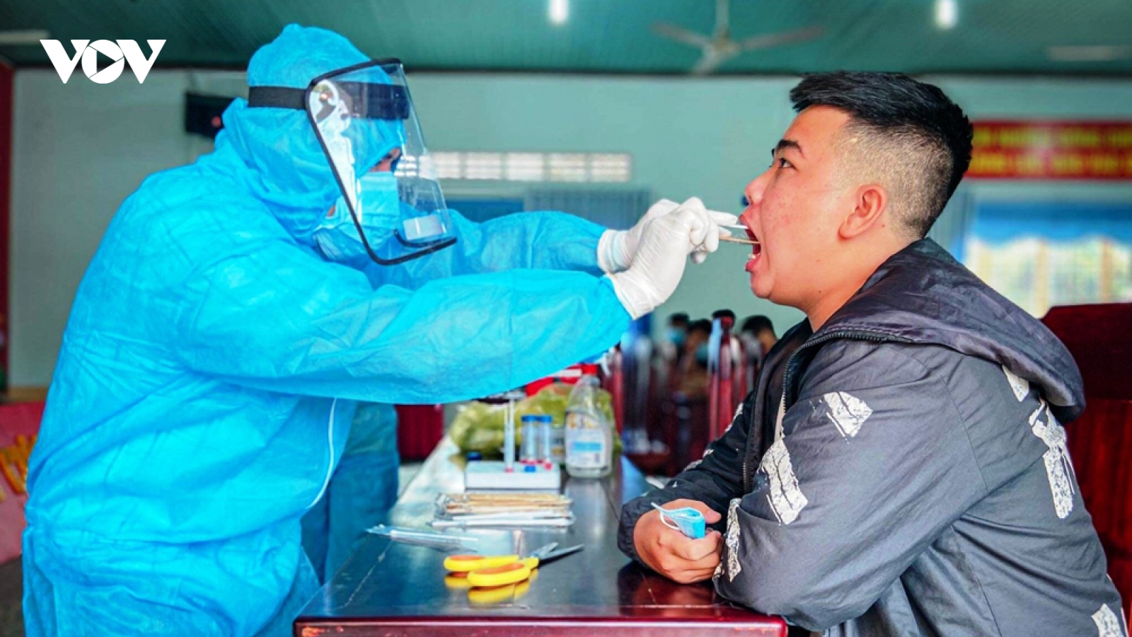 Bình Dương: 178 người về từ vùng dịch, thanh niên nhập ngũ đều âm tính với SARS-CoV-2