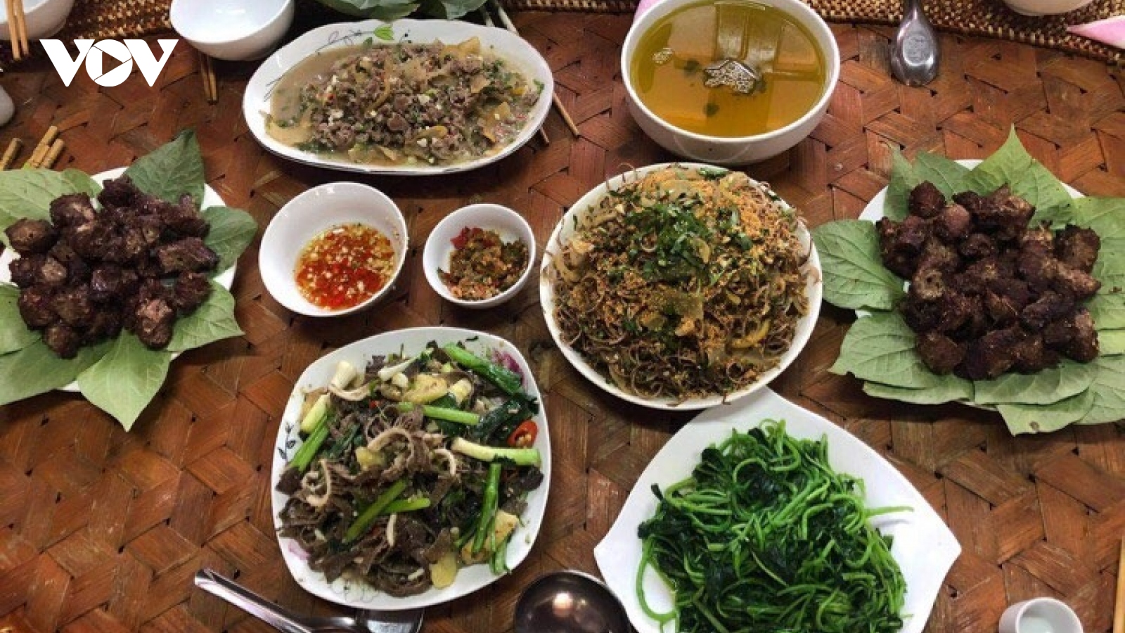 Đậm đà món thịt trâu của đồng bào Thái Tây Bắc