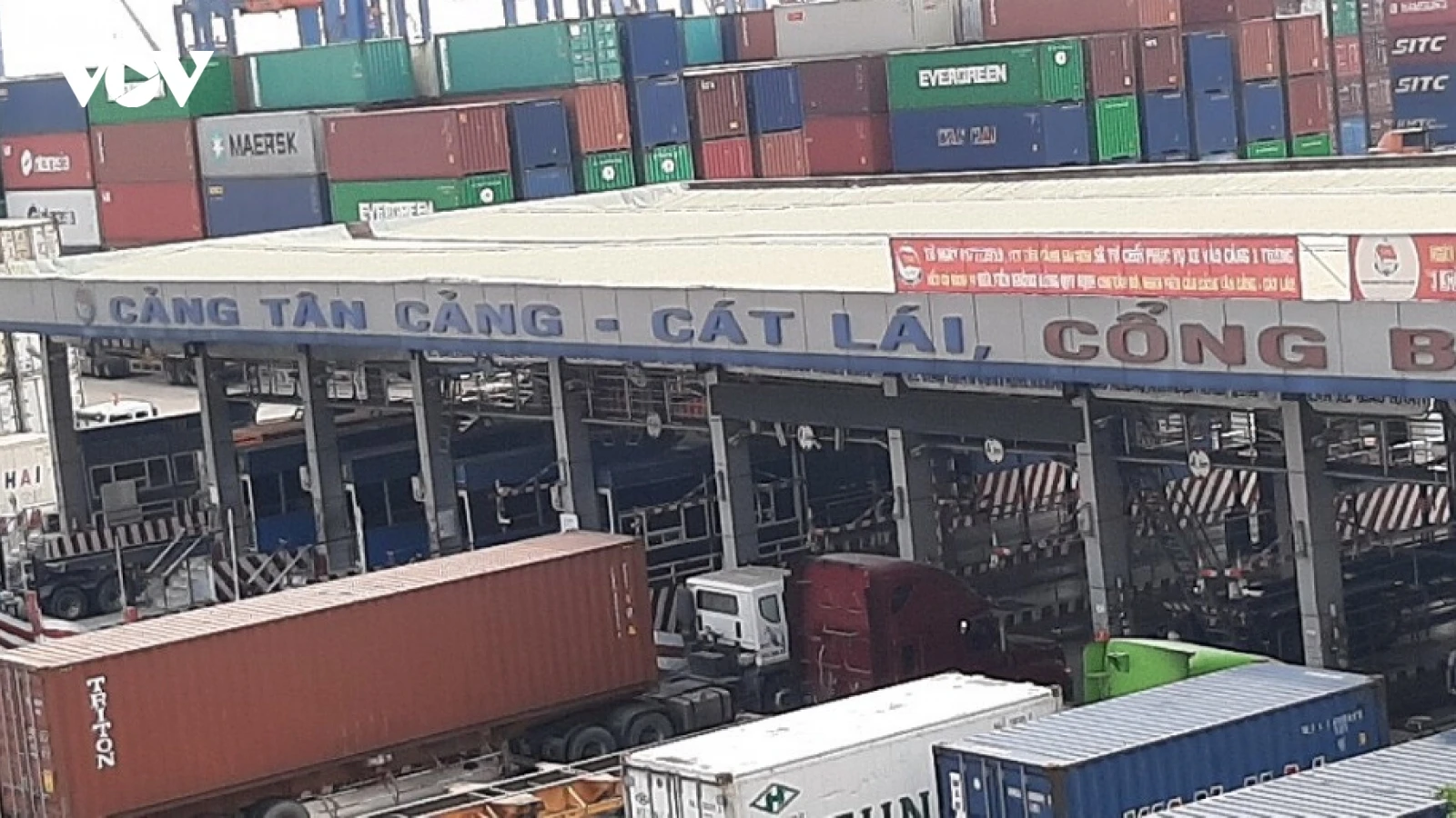 Cảng Cát Lái quá tải, nguy cơ 5 năm nữa sẽ không còn đường đi