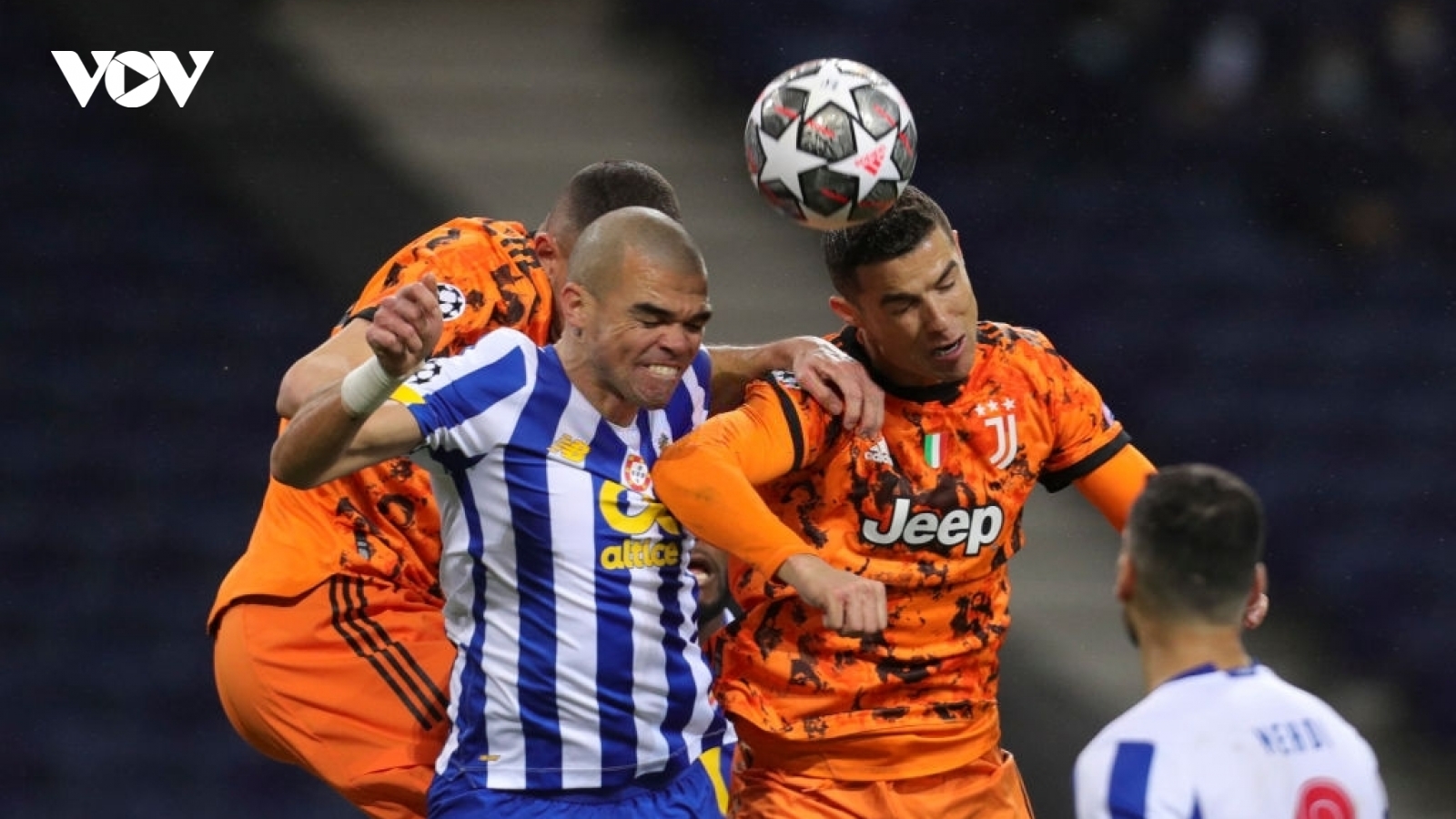 Ronaldo bị vô hiệu hóa, Juventus thất bại trước Porto