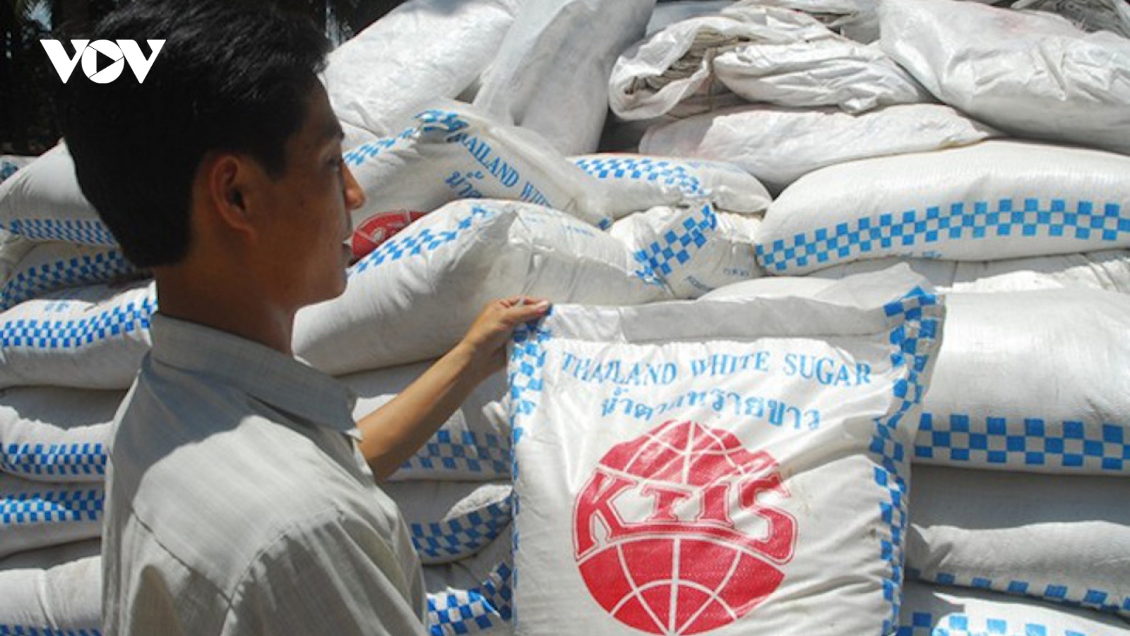 Tạm thu thuế chống bán phá giá đường mía Thái Lan ở mức 33,88%