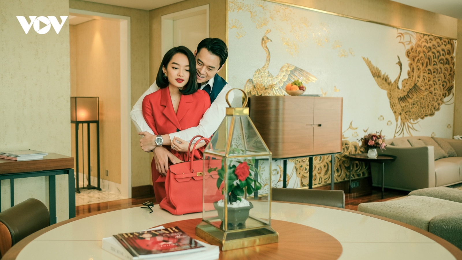 Những cảnh thân mật của Kaity Nguyễn trong "Gái già lắm chiêu V"