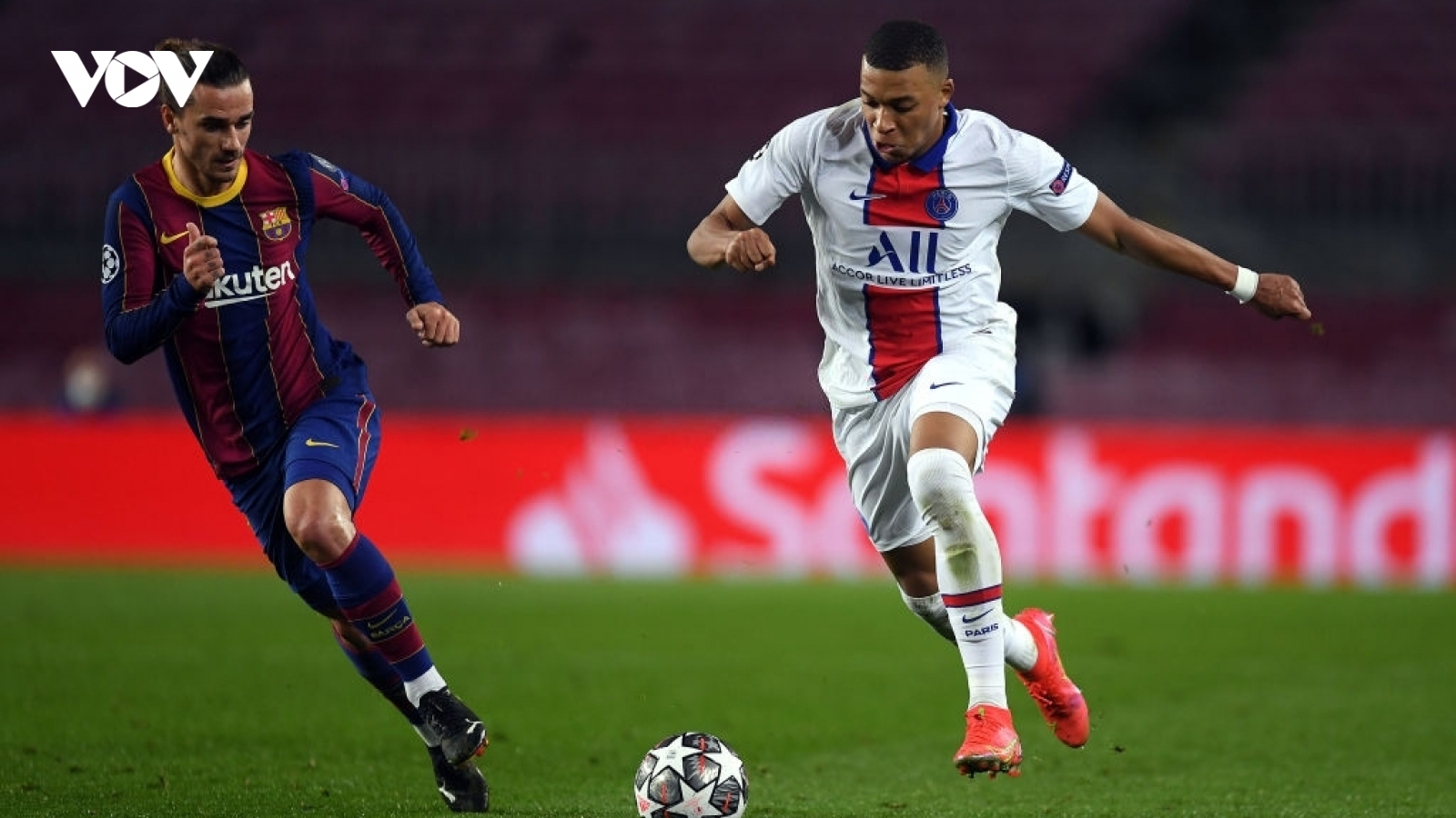 Barca thua tan nát PSG, Griezmann thừa nhận sự thật phũ phàng