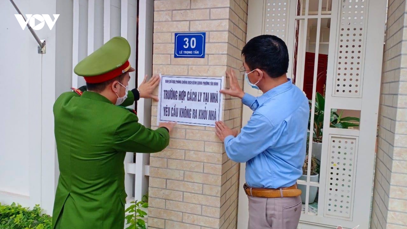 Hải Dương: Bán nước mía ở công viên giữa dịch, bị phạt 15 triệu