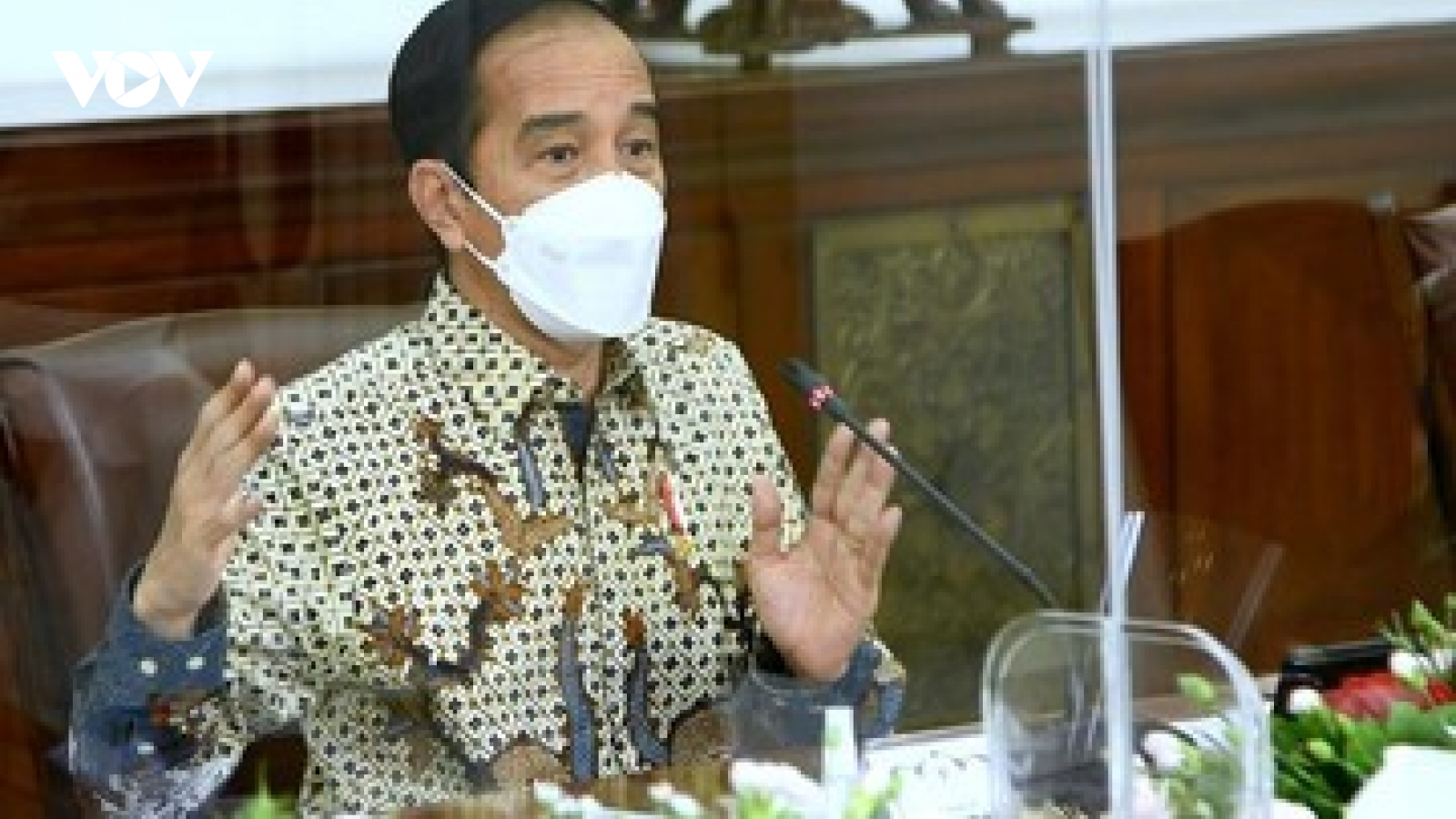 Tổng thống Indonesia thừa nhận biện pháp ngăn chặn Covid-19 không hiệu quả