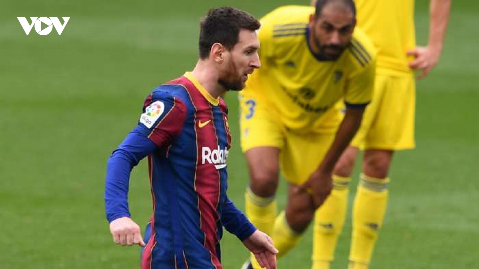 Messi tiếp tục ghi tên mình vào ngôi đền huyền thoại của Barca