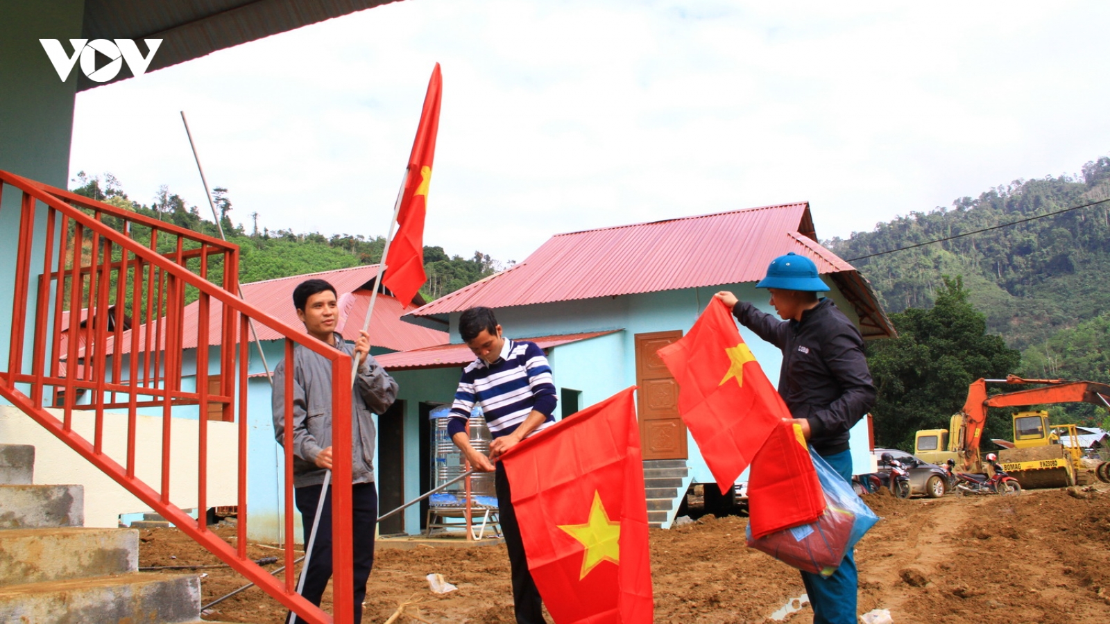 Xuân về, sự sống hồi sinh trên vùng sạt lở Trà Leng