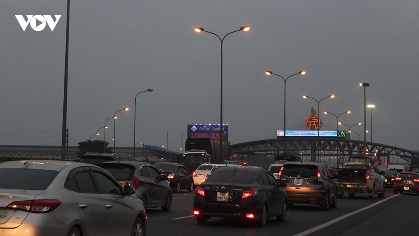 Yêu cầu xả trạm, dừng thu phí khi ùn tắc trong ngày cuối kỳ nghỉ Tết Tân Sửu