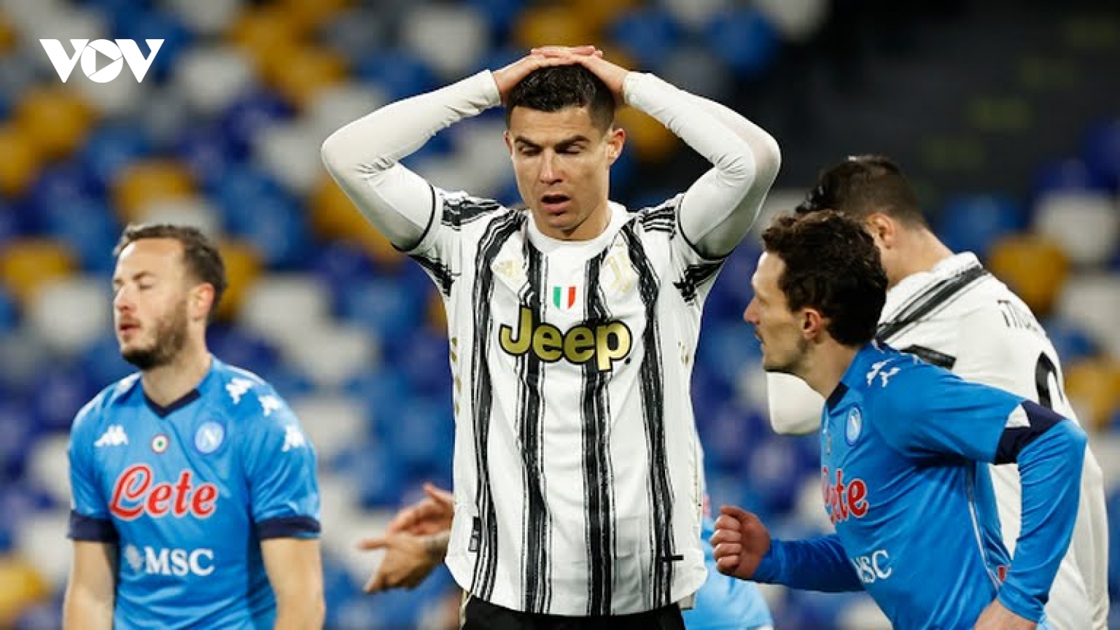 Juventus và AC Milan thua sốc ở vòng 22 Serie A