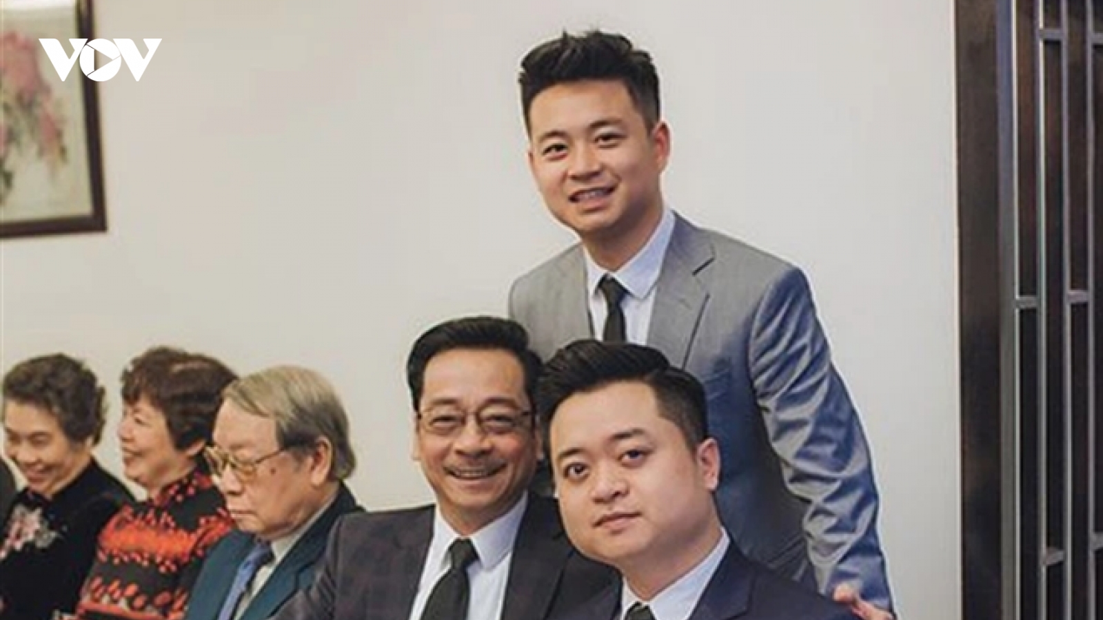 Con trai NSND Hoàng Dũng chia sẻ sau tang lễ: "Bố vất vả nhiều rồi"