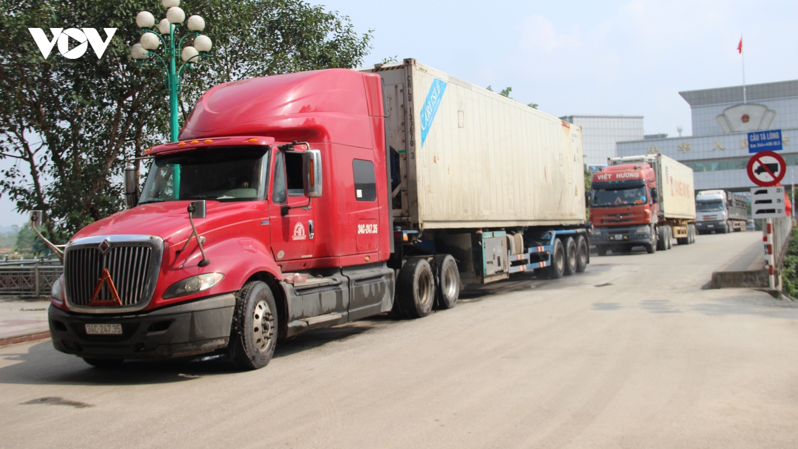 Cao Bằng cải thiện năng lực thông quan tại Cửa khẩu Quốc tế Tà Lùng