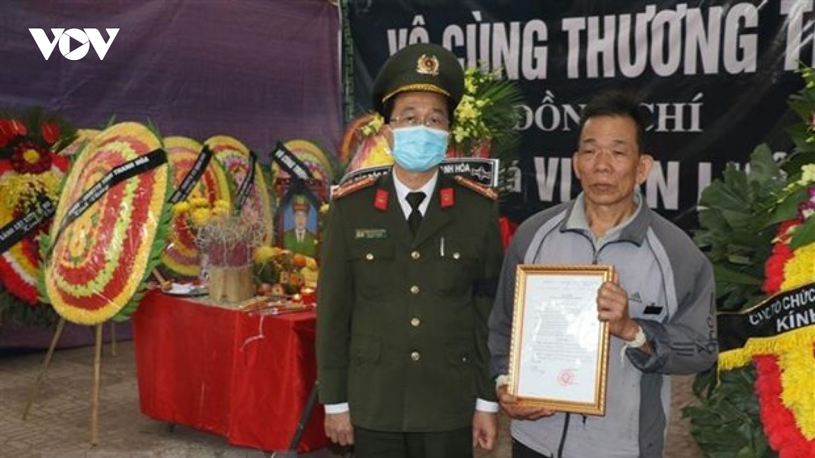 Thăng quân hàm trung tá đối với thiếu tá hy sinh khi truy bắt tội phạm