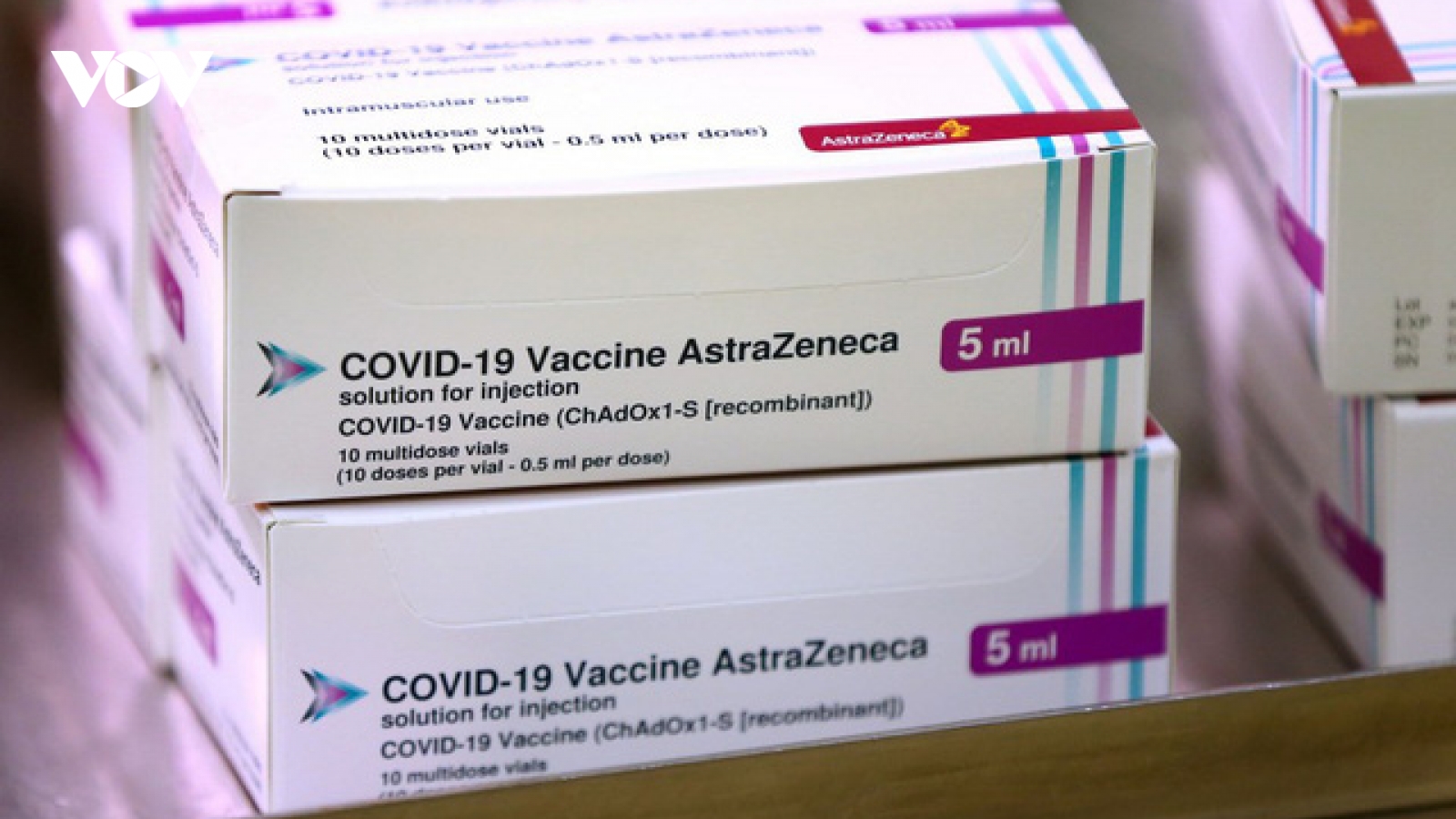 Trưa nay (24/2), lô vaccine COVID-19 AstraZeneca đầu tiên về đến Việt Nam