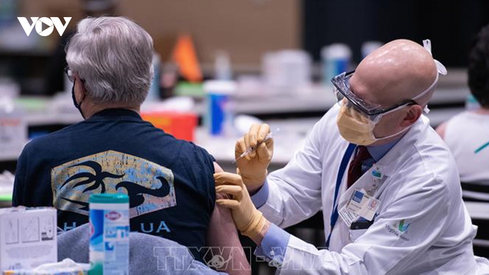 Mỹ tăng nguồn cung vaccine ngừa Covid-19 thêm 600 nghìn liều