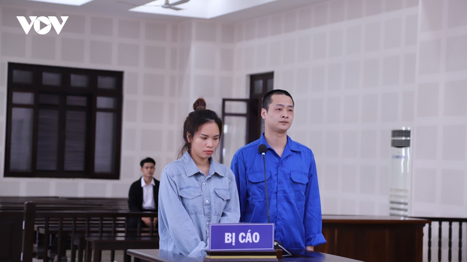 Cấu kết tổ chức cho 27 người Trung Quốc nhập cảnh trái phép ở ‘chui’ trong khách sạn