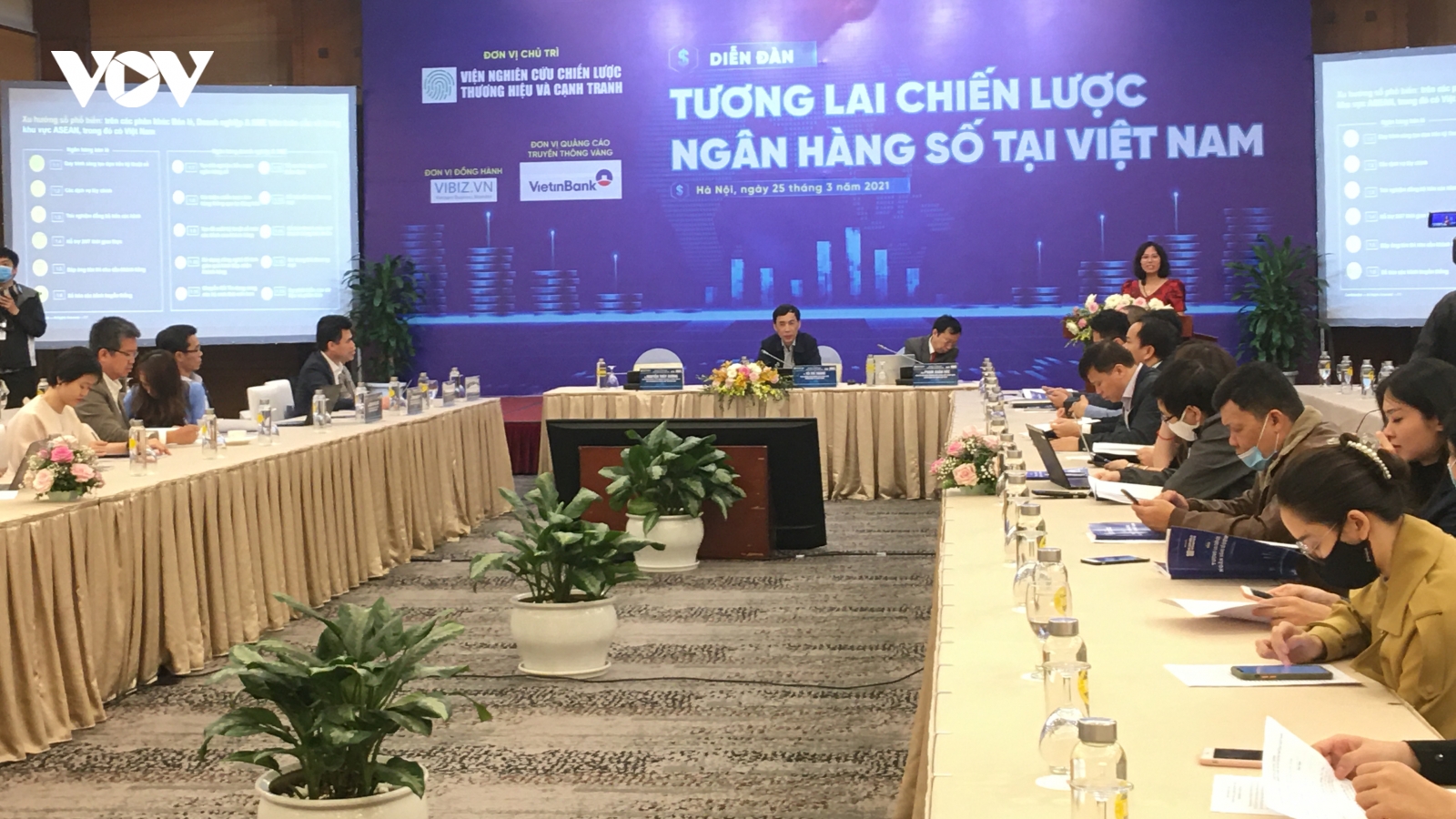 Chưa hoàn thiện khung pháp lý, ngân hàng số dè dặt ra mắt