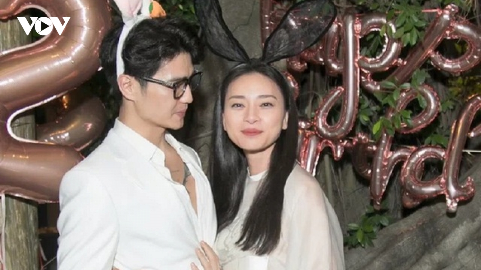 Chuyện showbiz: Ngô Thanh Vân xác nhận đang hẹn hò tình trẻ Huy Trần
