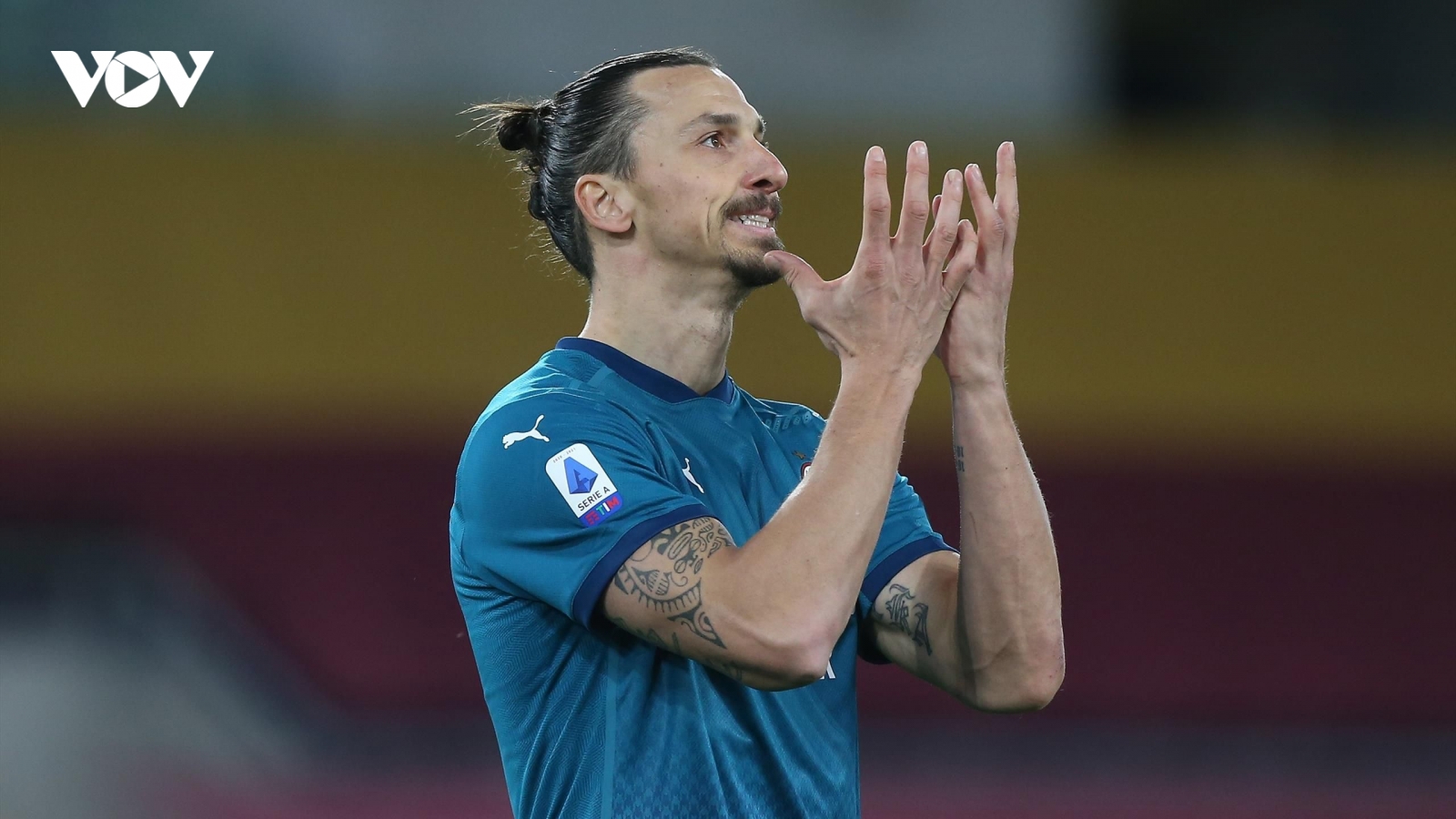 Vắng Ibrahimovic, AC Milan sử dụng đội hình "lạ" đấu MU ở Europa League