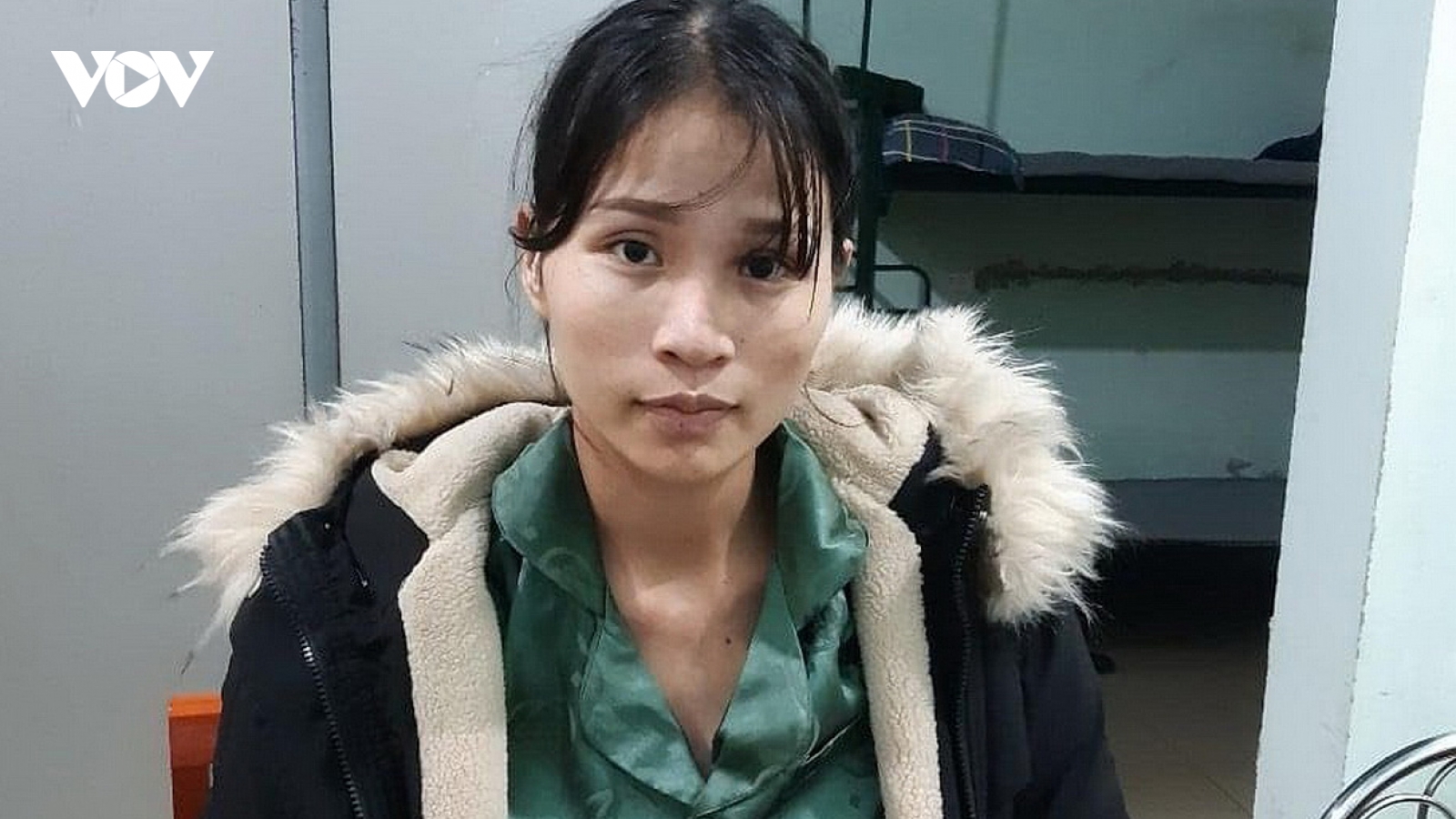 Bắt người phụ nữ lừa bán vé máy bay "giải cứu" người mắc kẹt vì dịch Covid-19 về nước